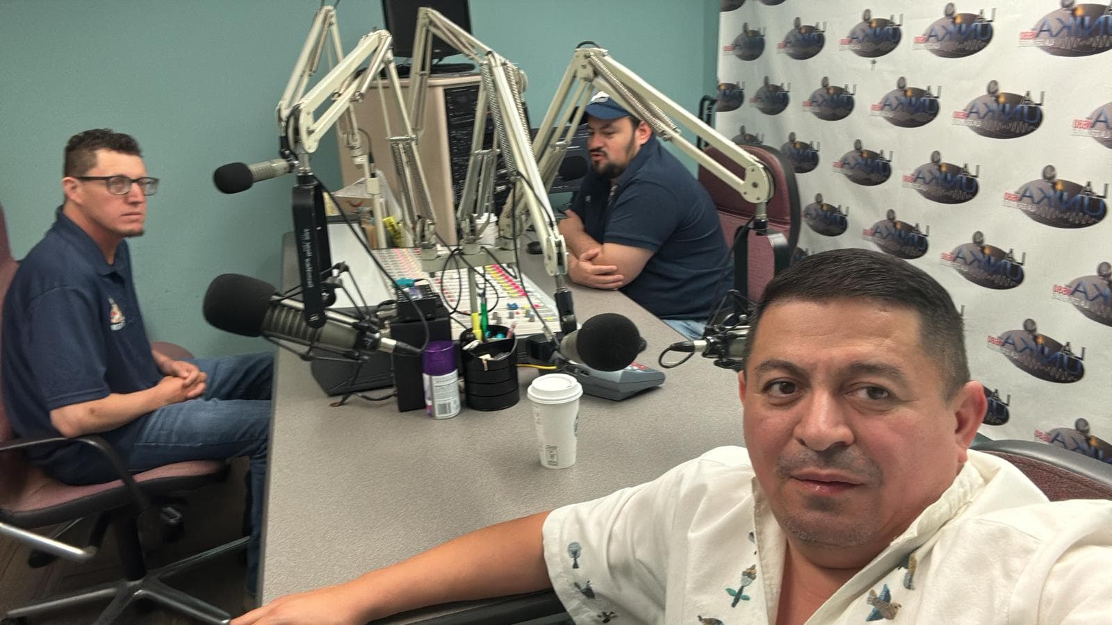 Capítulo Programa de Radio – La Unika en Philadelphia